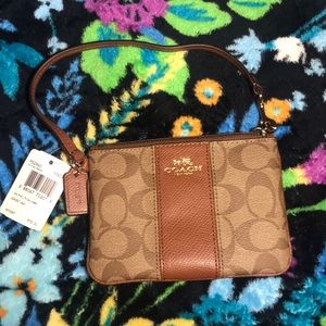 Small Coach Wristlet IM/Khaki/Saddle F52860
